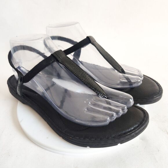 Born Thong Sandals Size 9 Patent Leather Black Slip On Comfort Flats Preppy - Picture 1 of 12